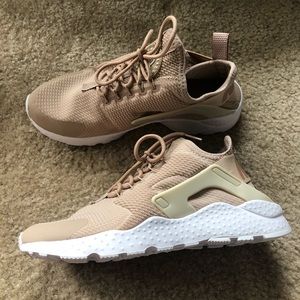 Nike Huaraches